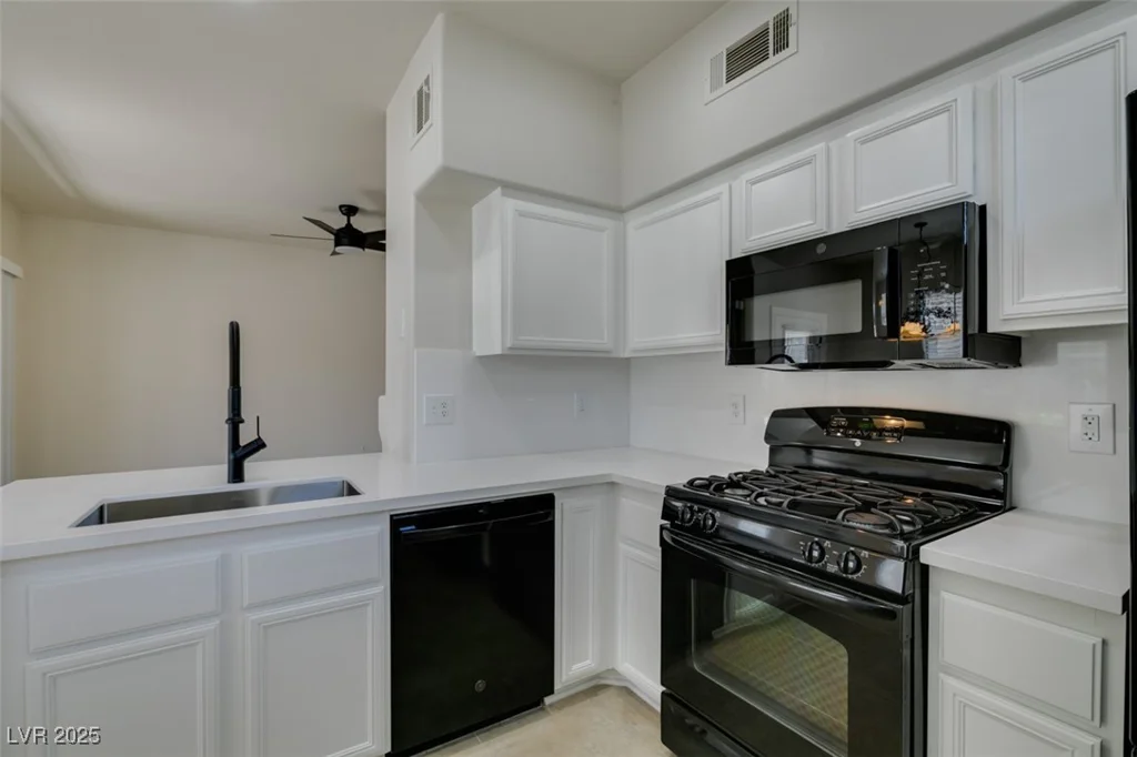 9050 Warm Springs, Las Vegas, NV 89148