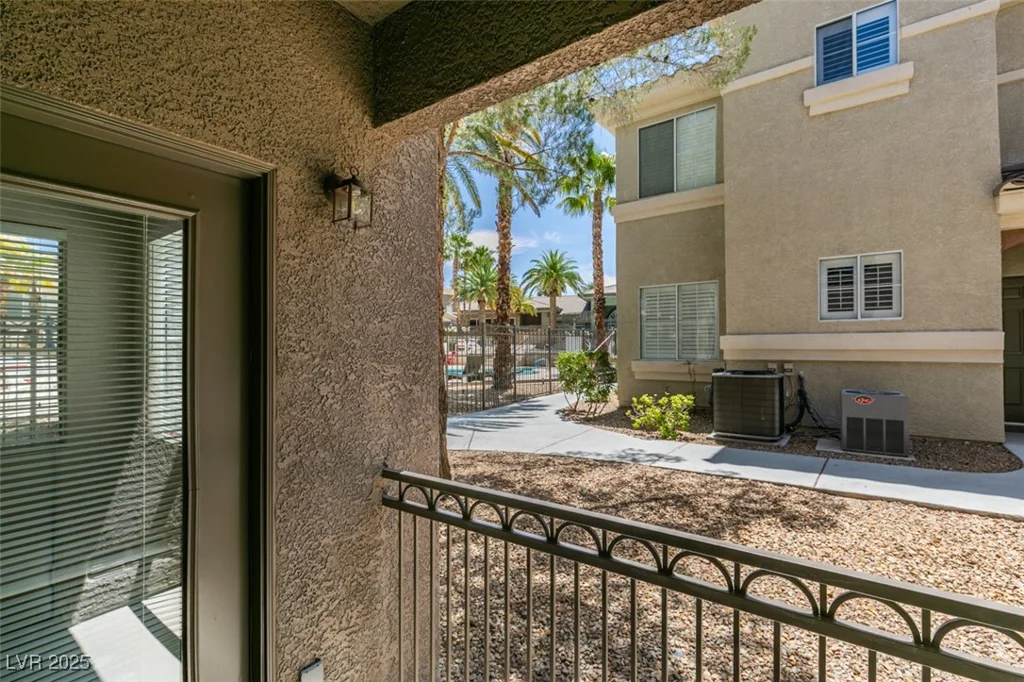 9050 Warm Springs, Las Vegas, NV 89148