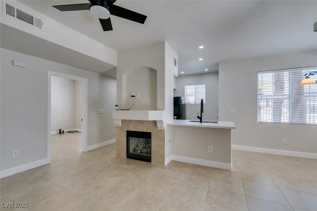 9050 Warm Springs, Las Vegas, NV 89148