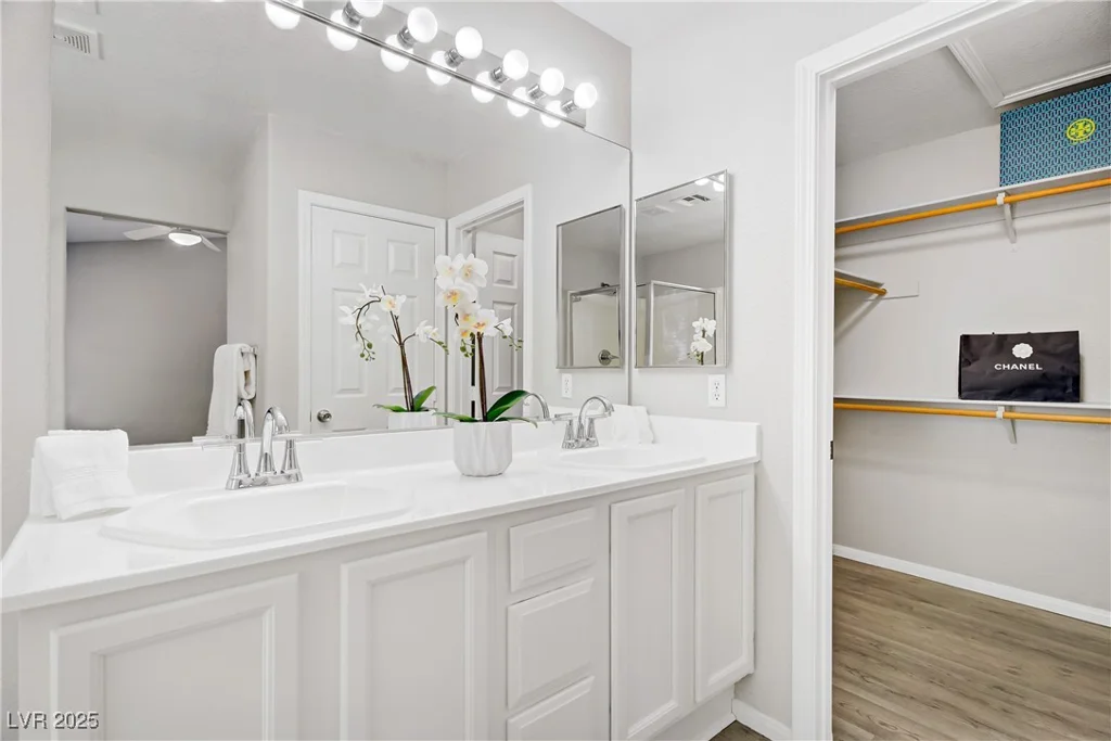 5718 Montezuma Creek, North Las Vegas, NV 89031