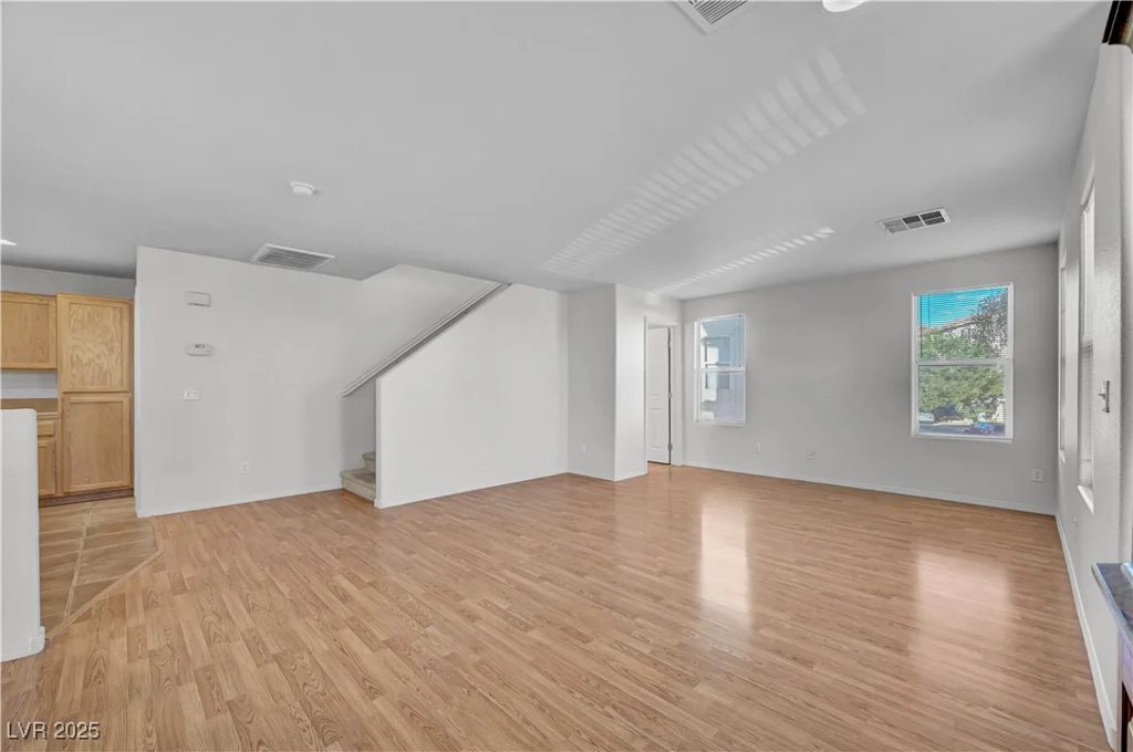 7010 Canary Ivy, Las Vegas, NV 89156