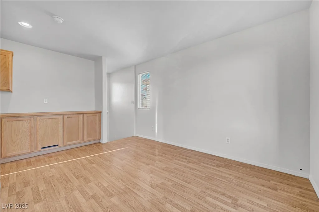 7010 Canary Ivy, Las Vegas, NV 89156