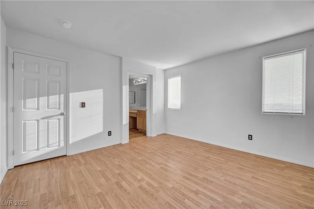 7010 Canary Ivy, Las Vegas, NV 89156