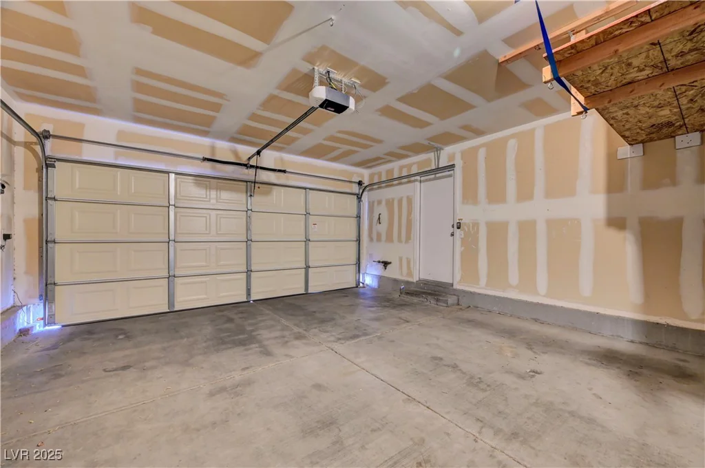 7010 Canary Ivy, Las Vegas, NV 89156