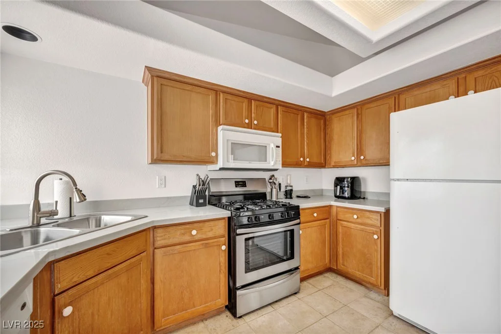 7438 Treasure Chest, Las Vegas, NV 89139