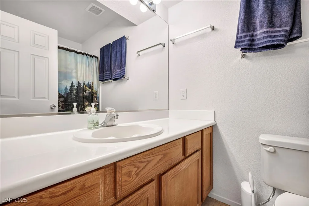 7438 Treasure Chest, Las Vegas, NV 89139