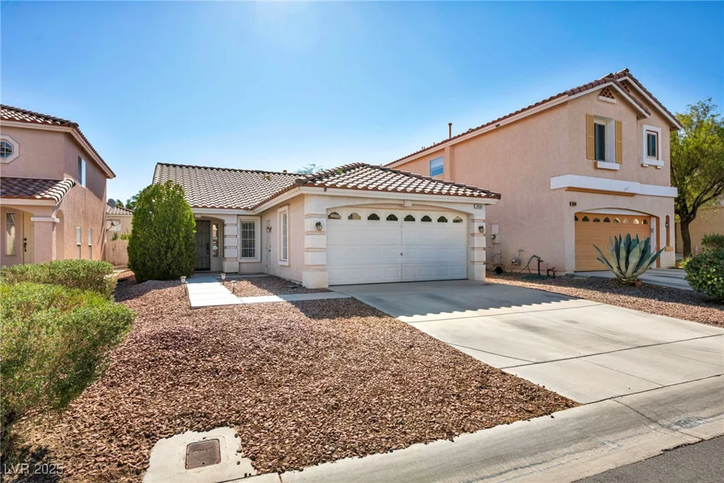 7438 Treasure Chest, Las Vegas, NV 89139