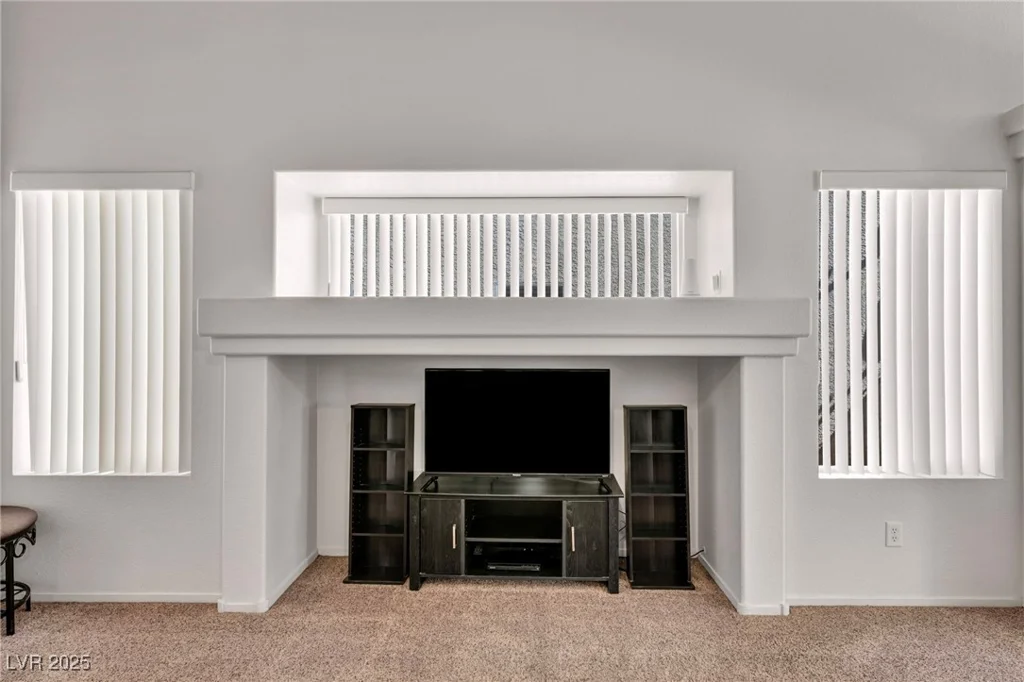 7438 Treasure Chest, Las Vegas, NV 89139