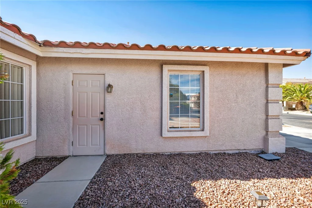 7438 Treasure Chest, Las Vegas, NV 89139