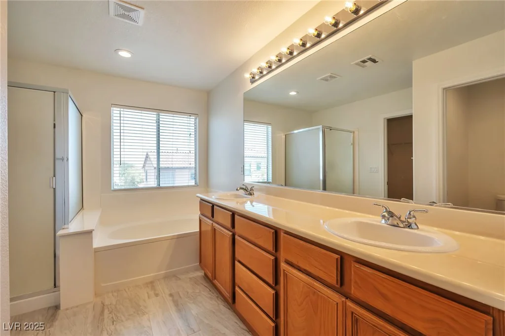 6440 Giant Oak, North Las Vegas, NV 89084
