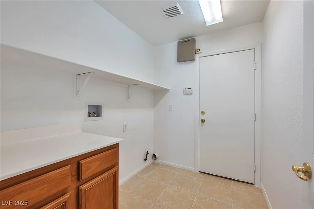 6440 Giant Oak, North Las Vegas, NV 89084