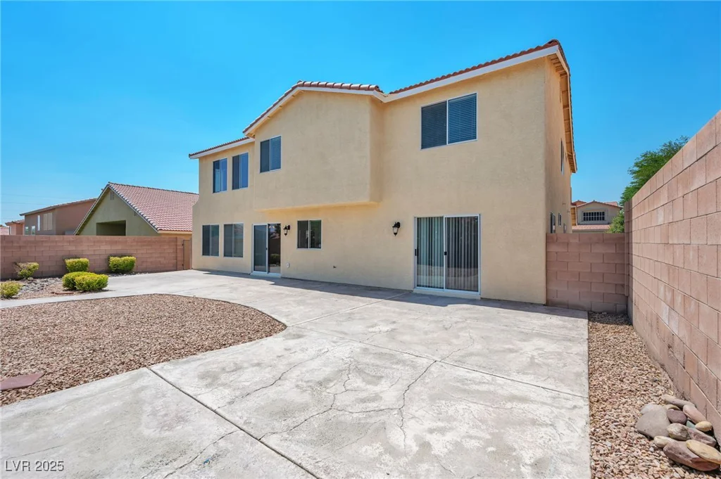 6440 Giant Oak, North Las Vegas, NV 89084