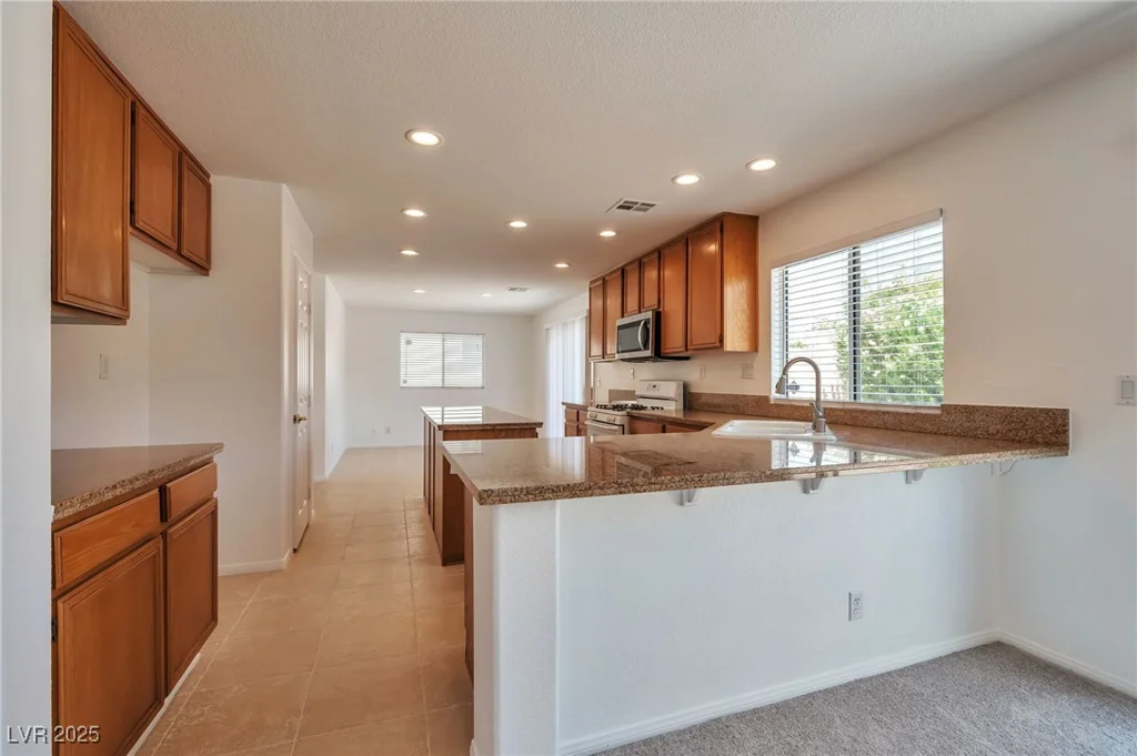 6440 Giant Oak, North Las Vegas, NV 89084