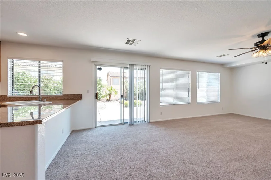 6440 Giant Oak, North Las Vegas, NV 89084