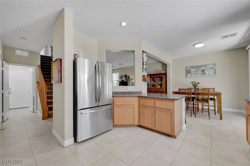 9346 Shawnee Mission, Las Vegas, NV 89178