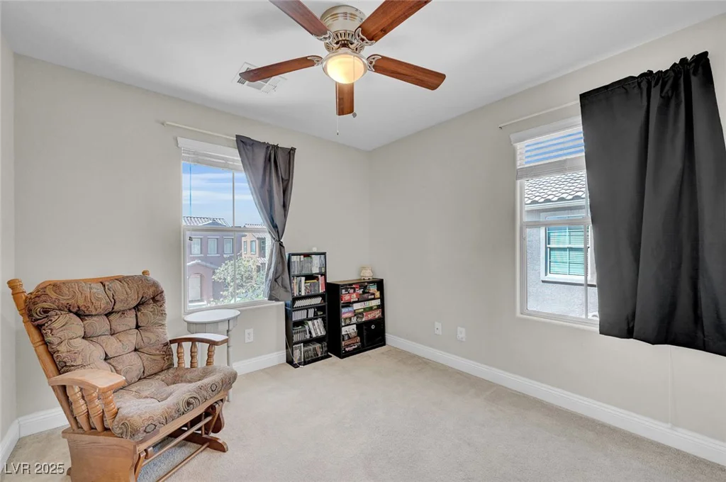9346 Shawnee Mission, Las Vegas, NV 89178