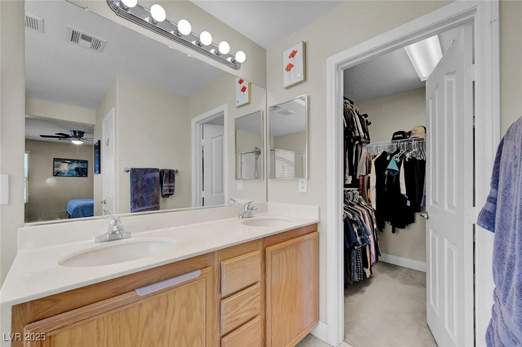 9346 Shawnee Mission, Las Vegas, NV 89178