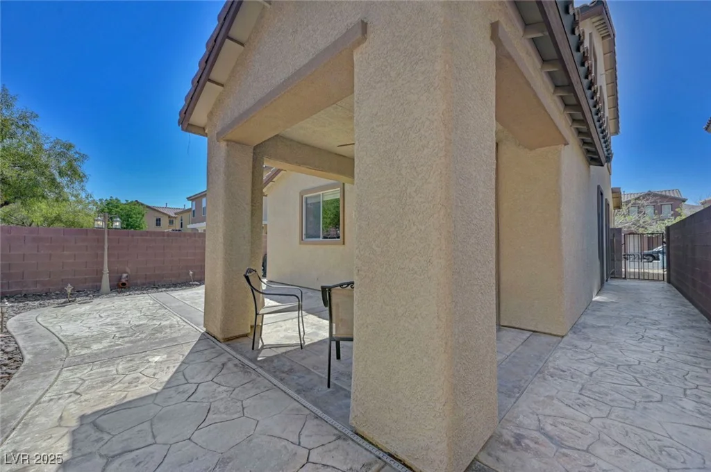 9346 Shawnee Mission, Las Vegas, NV 89178