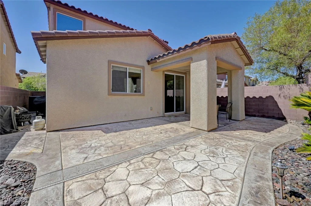 9346 Shawnee Mission, Las Vegas, NV 89178