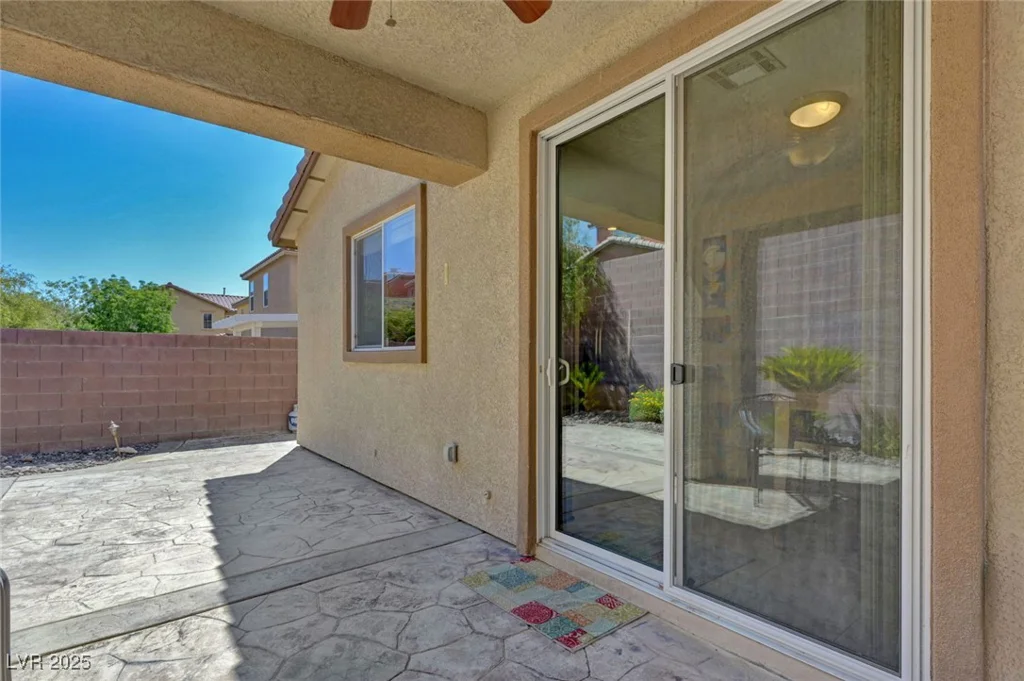 9346 Shawnee Mission, Las Vegas, NV 89178