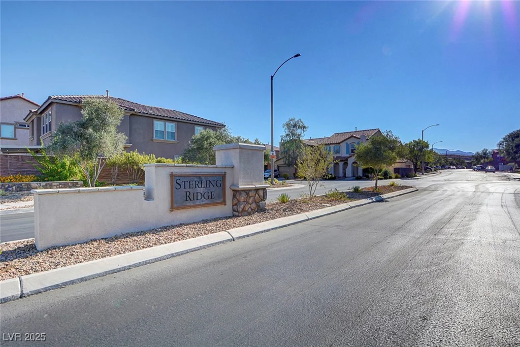9346 Shawnee Mission, Las Vegas, NV 89178
