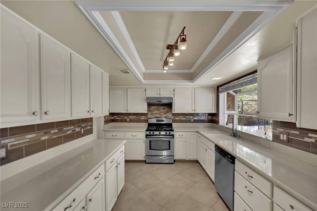 2233 Marlboro, Henderson, NV 89014