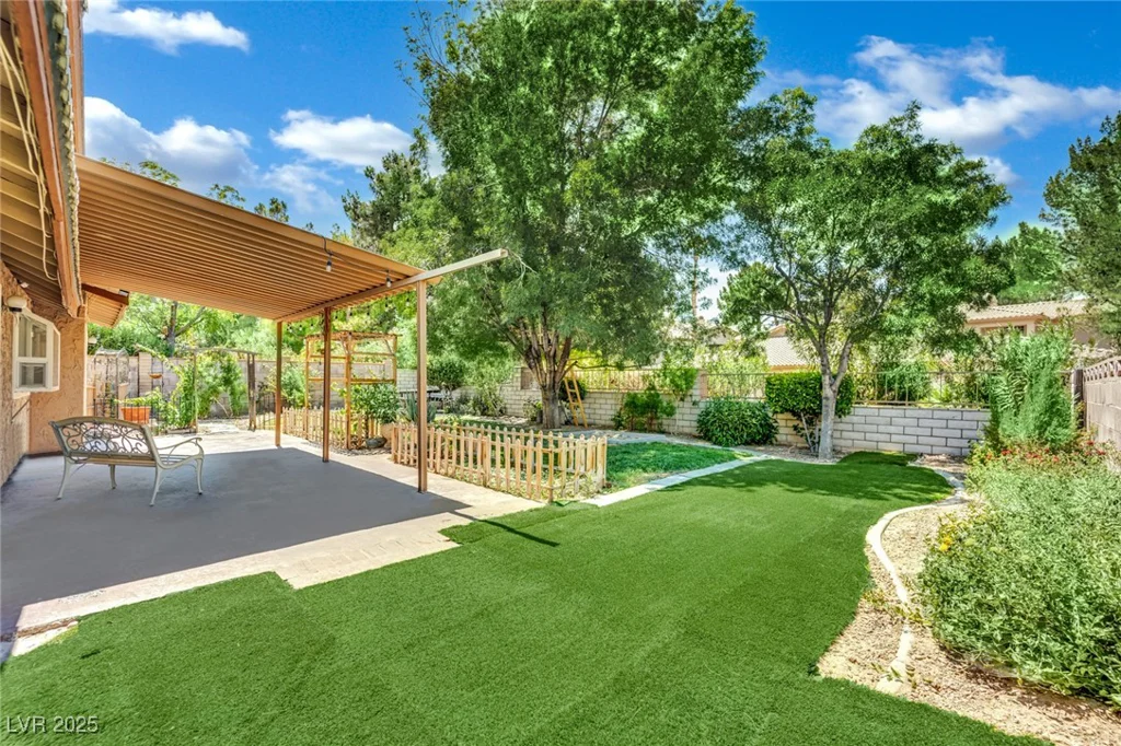 2233 Marlboro, Henderson, NV 89014