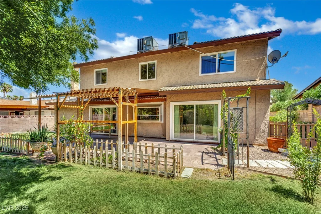 2233 Marlboro, Henderson, NV 89014