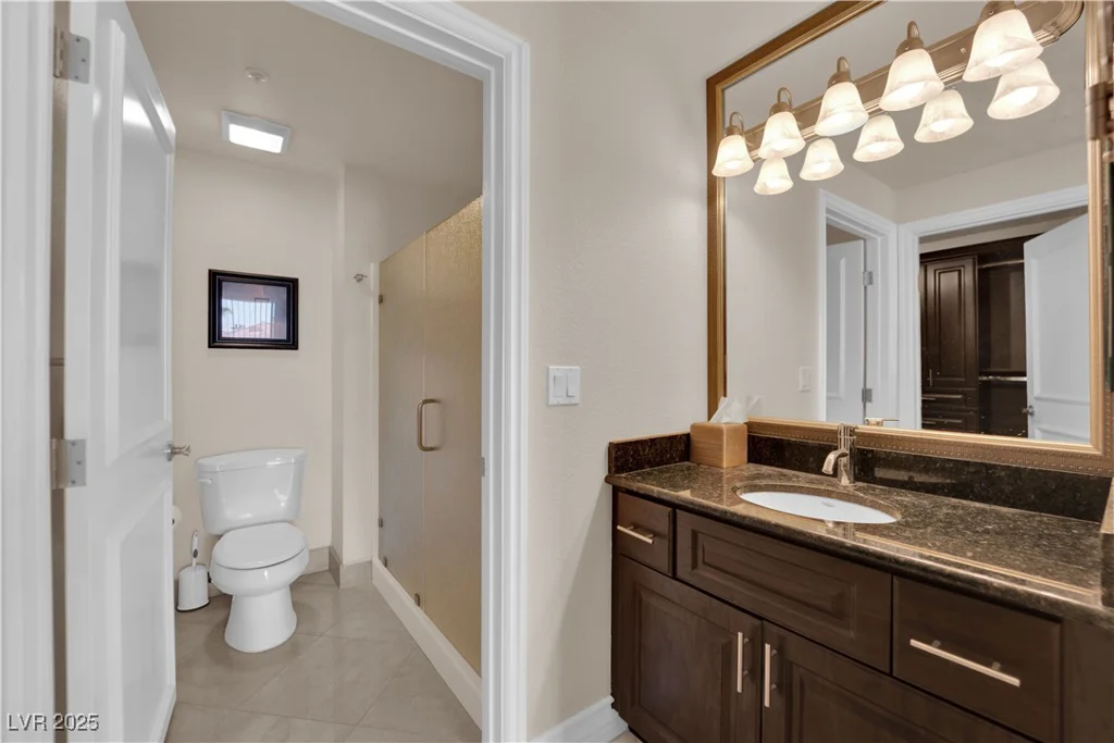 230 Flamingo, Las Vegas, NV 89169