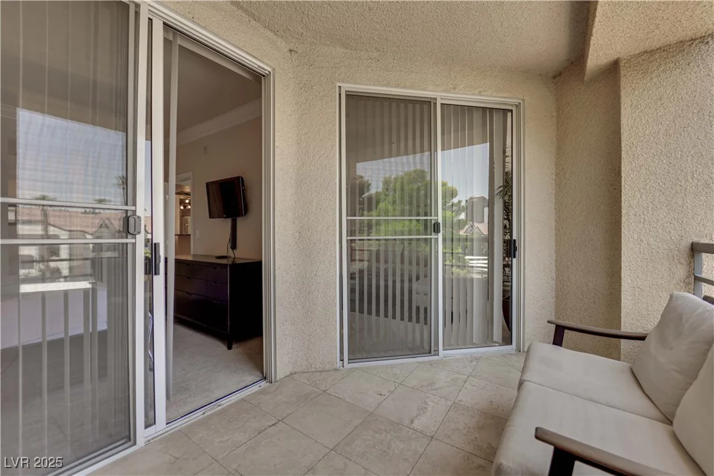230 Flamingo, Las Vegas, NV 89169