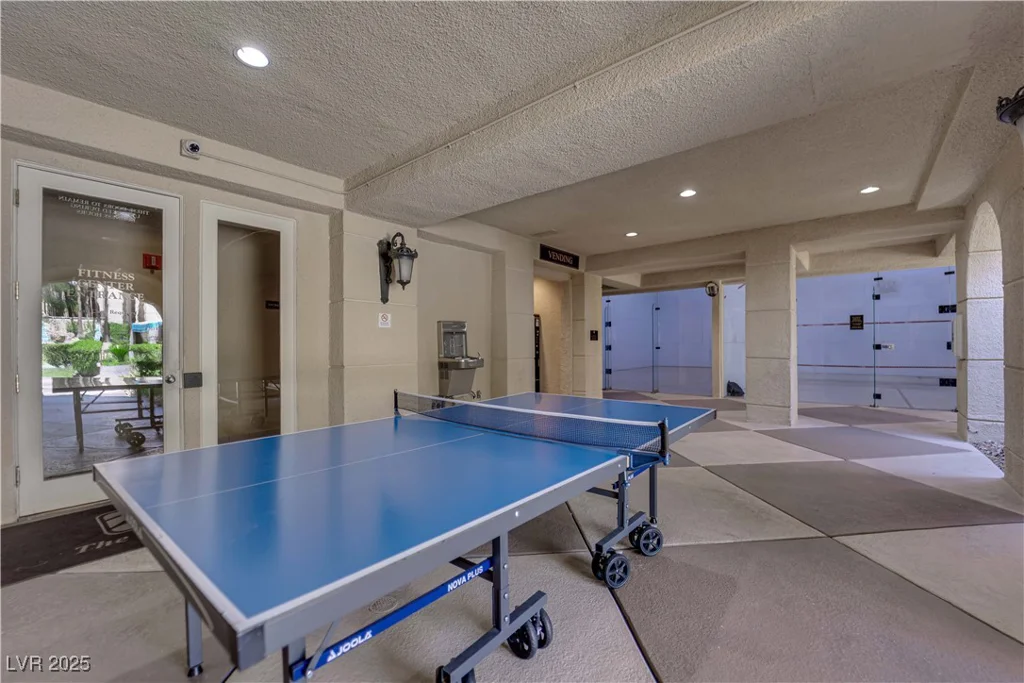 230 Flamingo, Las Vegas, NV 89169