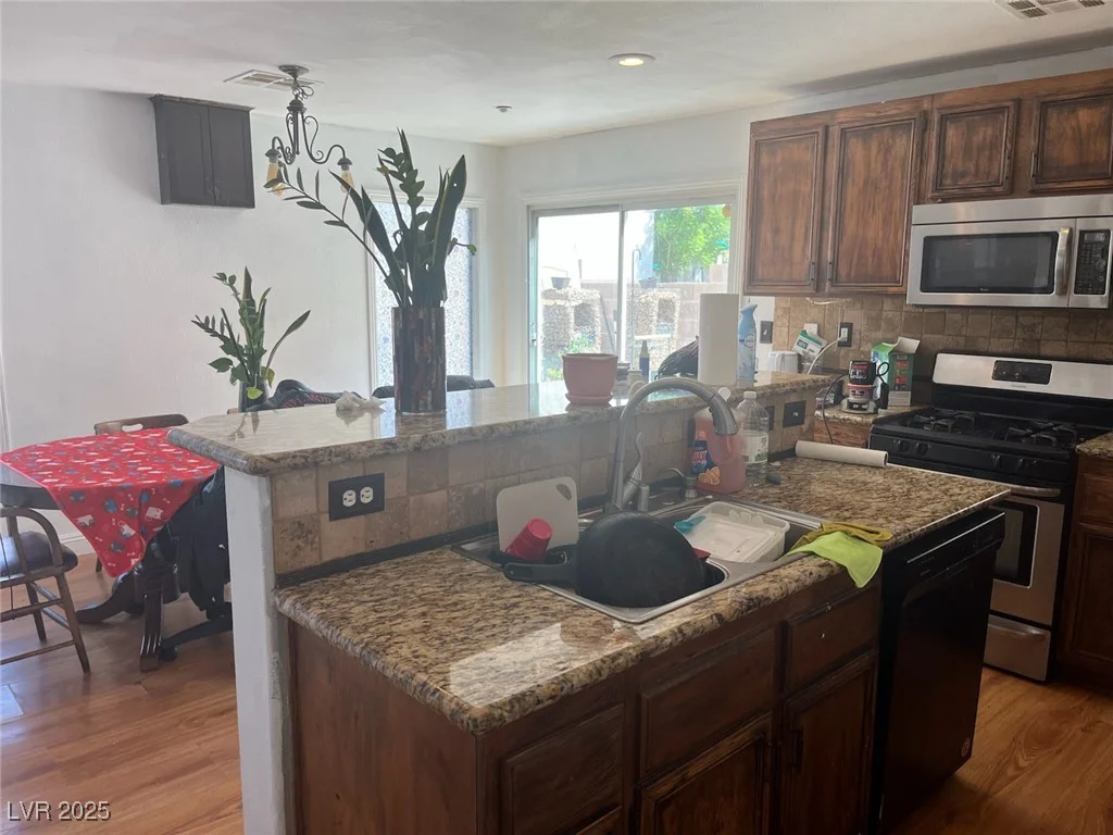 7329 Camden Pine, Las Vegas, NV 89129