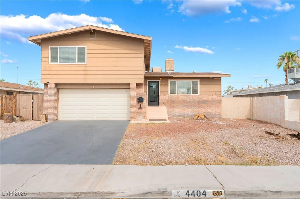 4404 Edward, Las Vegas, NV 89108