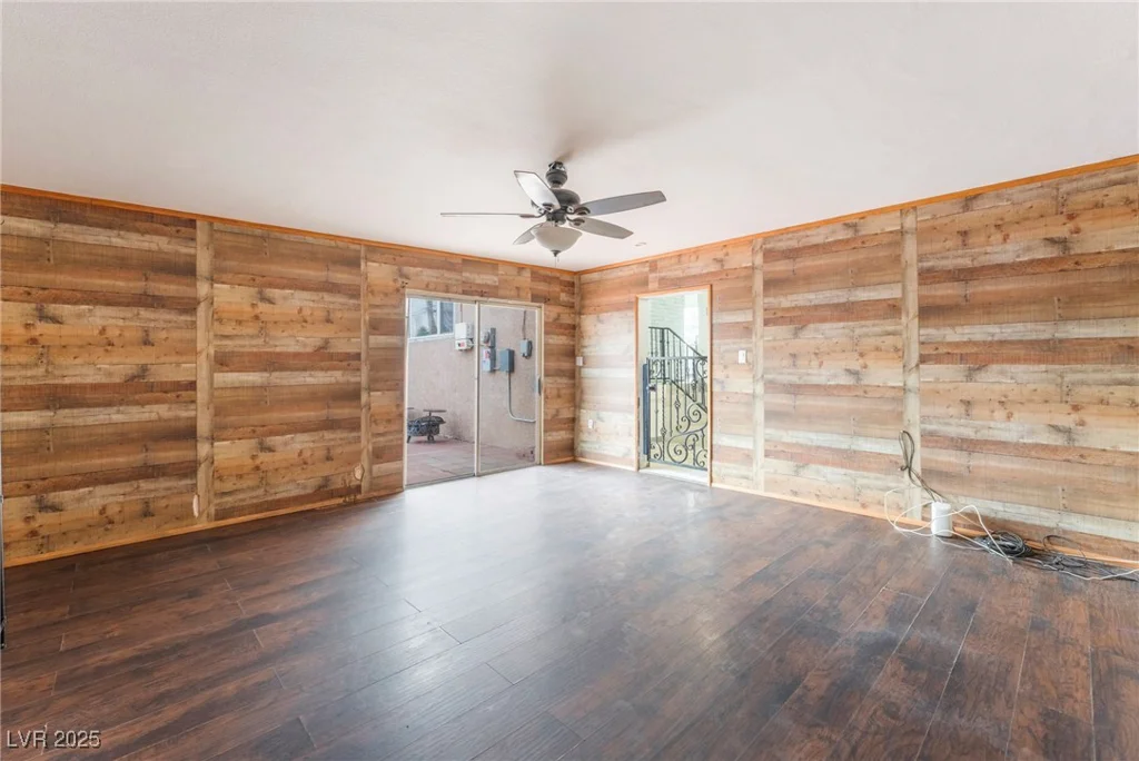 4404 Edward, Las Vegas, NV 89108
