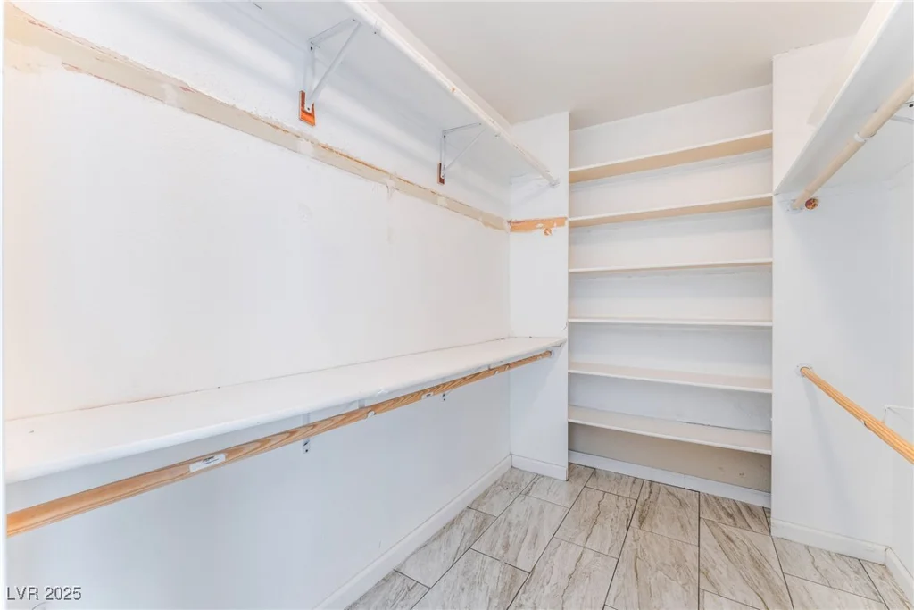 4404 Edward, Las Vegas, NV 89108