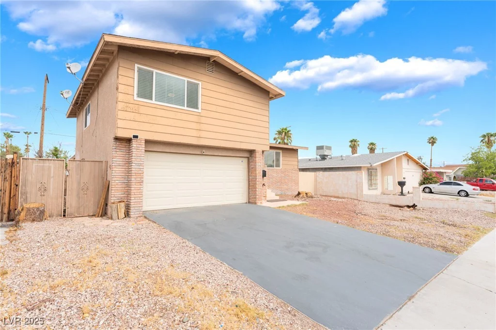 4404 Edward, Las Vegas, NV 89108