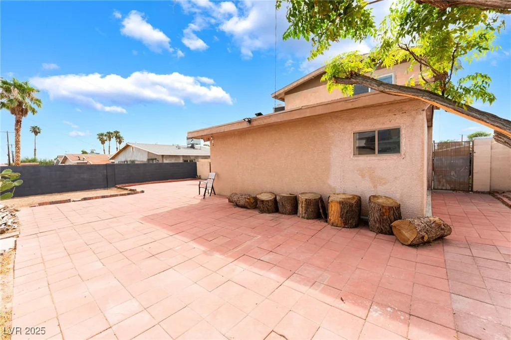 4404 Edward, Las Vegas, NV 89108