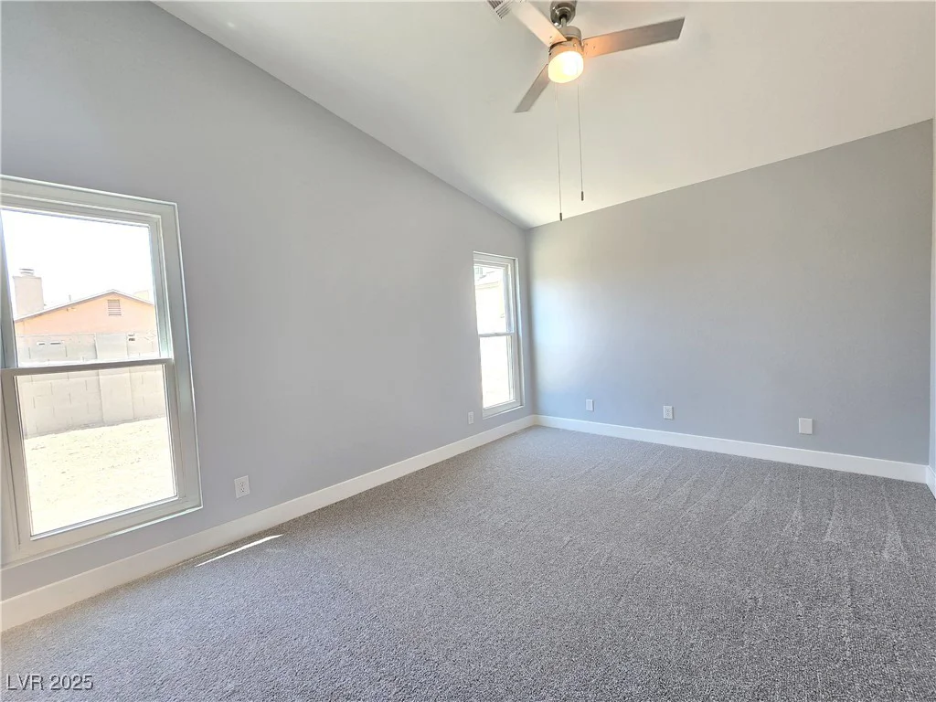 1327 Ebbetts, Las Vegas, NV 89110