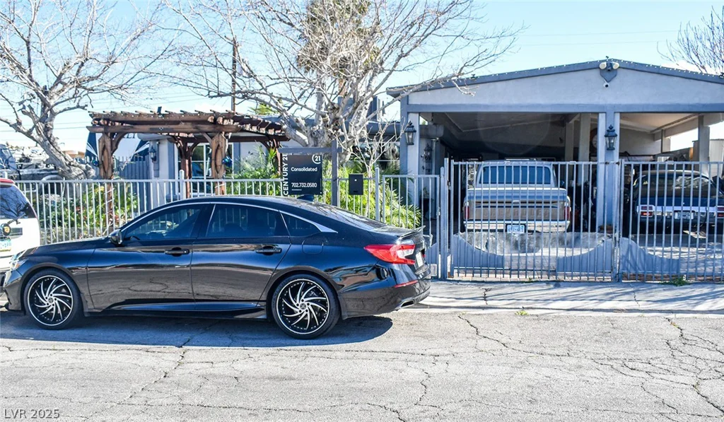 2824 El Toreador, Las Vegas, NV 89169