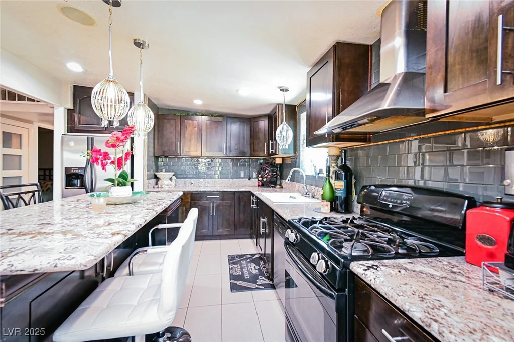 2824 El Toreador, Las Vegas, NV 89169