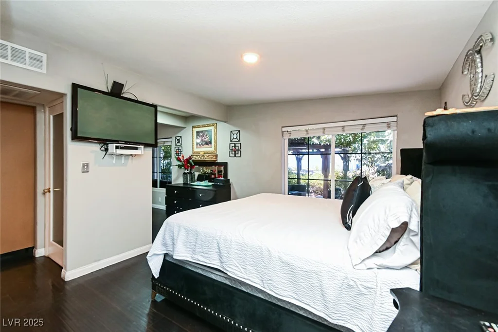 2824 El Toreador, Las Vegas, NV 89169