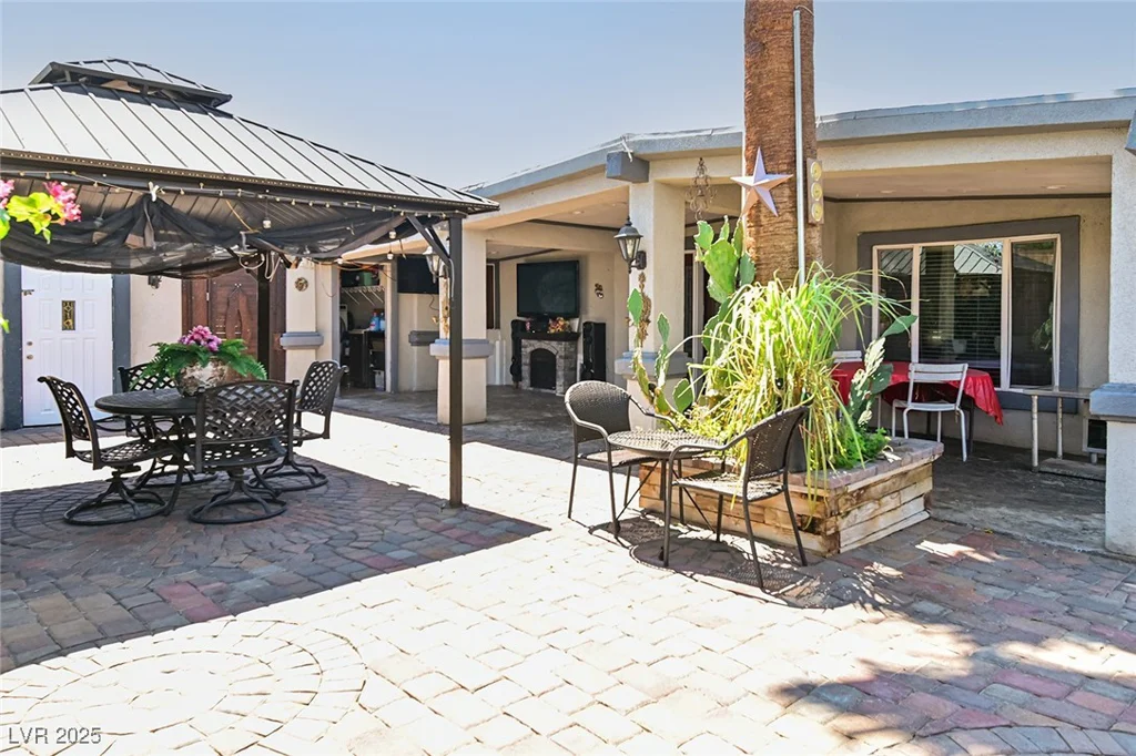 2824 El Toreador, Las Vegas, NV 89169