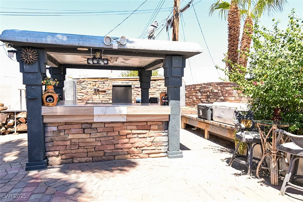 2824 El Toreador, Las Vegas, NV 89169