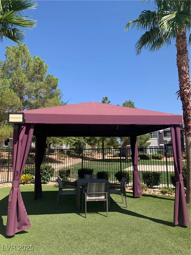 9620 Russell, Las Vegas, NV 89148