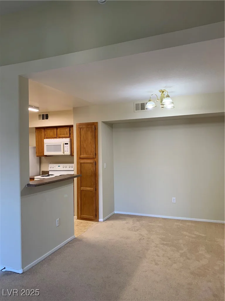 9620 Russell, Las Vegas, NV 89148