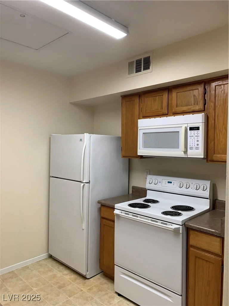 9620 Russell, Las Vegas, NV 89148