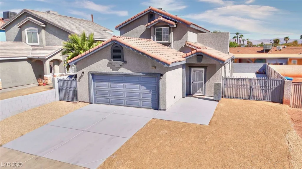4274 Cincinnati, Las Vegas, NV 89104
