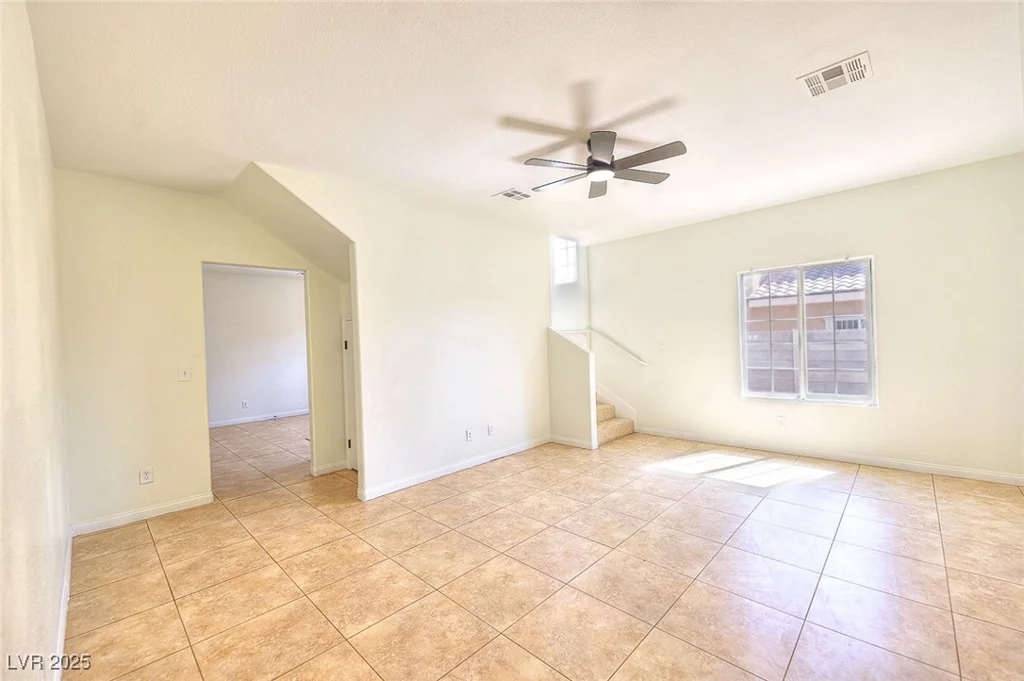 4274 Cincinnati, Las Vegas, NV 89104