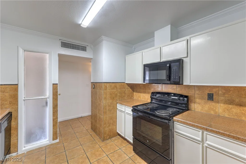 6309 Cromwell, Las Vegas, NV 89107