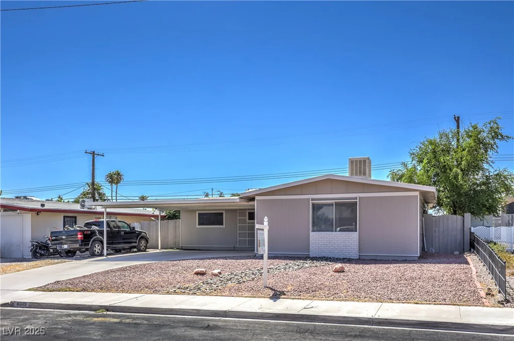 6309 Cromwell, Las Vegas, NV 89107